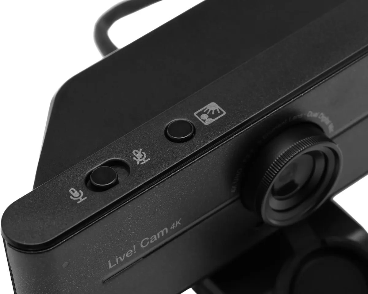 картинка Web-камера Creative Live! Cam Sync 4K от магазина КомпьютерЦентр