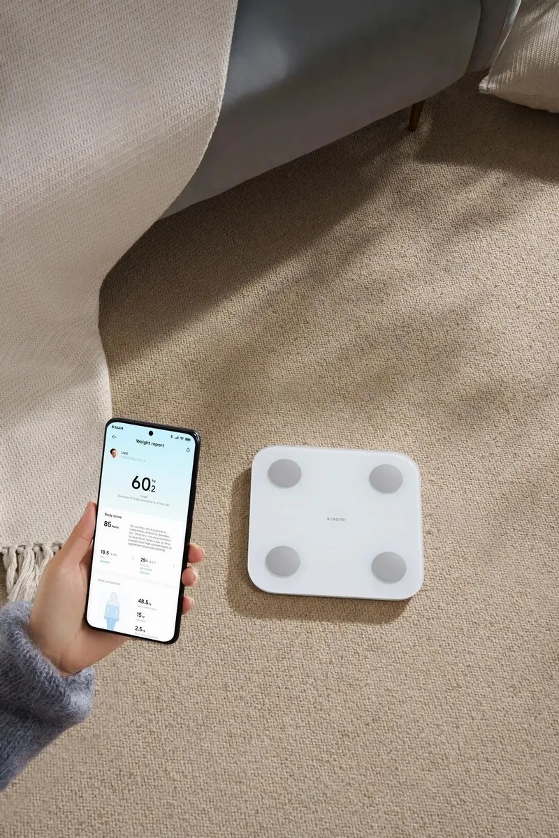картинка Умные весы Xiaomi Mi Body Composition Scale S400 BHR7793GL от магазина КомпьютерЦентр