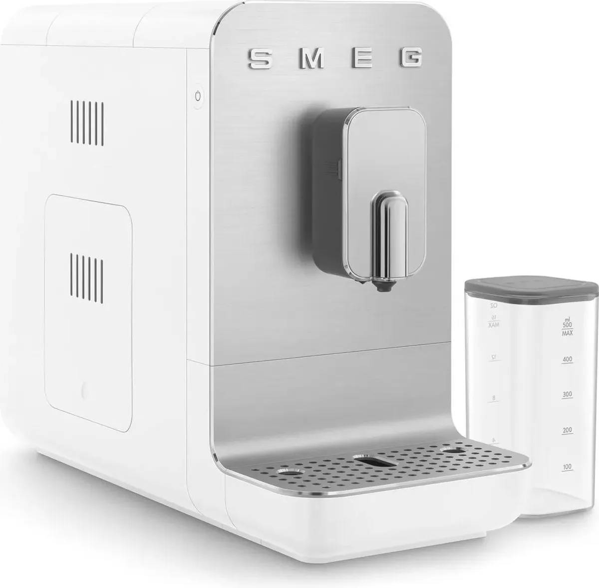 картинка Кофемашина автоматическая SMEG BCC13whmeu от магазина КомпьютерЦентр
