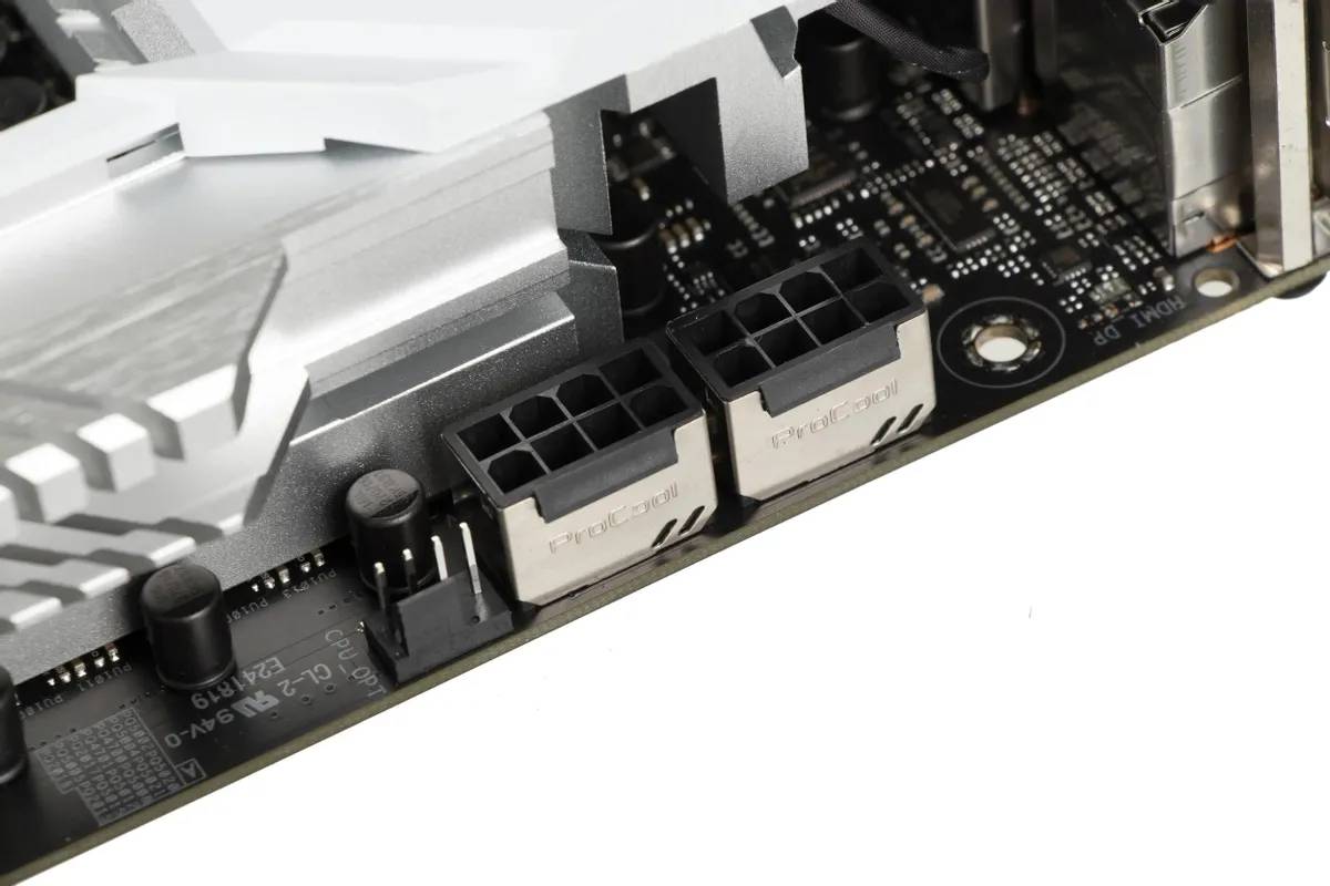 картинка Материнская плата Asus ROG STRIX Z690-A GAMING WIFI D4 LGA1700 Intel Z690 ATX 4xDDR4 RTL от магазина КомпьютерЦентр