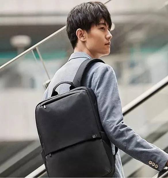 картинка Рюкзак Xiaomi 90 Points Ninetygo Fashion Business Backpack Black от магазина КомпьютерЦентр