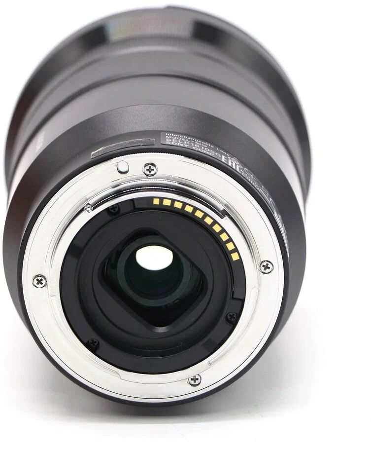 картинка Объектив Sony E 18-105mm f/ 4 G OSS PZ (SELP18105G) от магазина КомпьютерЦентр