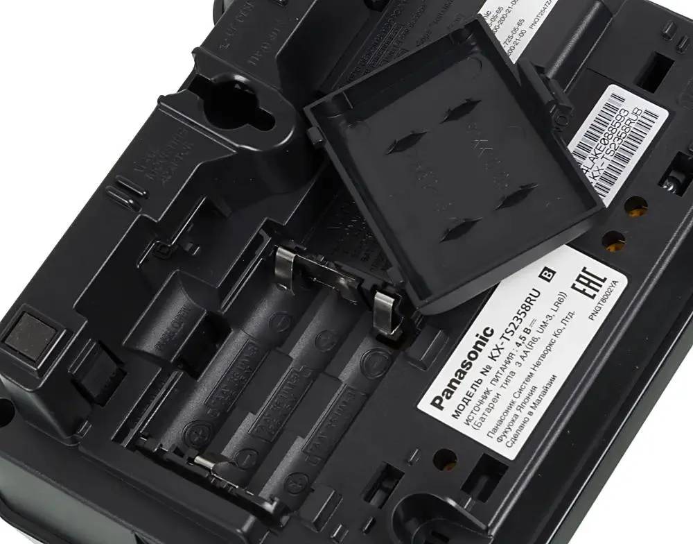 картинка Телефон Panasonic KX-TS2358RUB; Черний от магазина КомпьютерЦентр