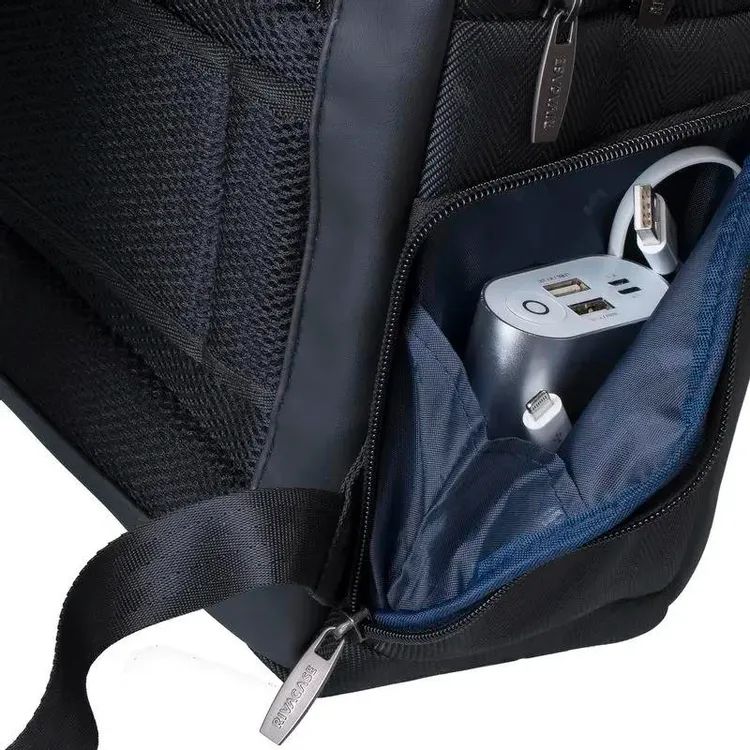 картинка Рюкзак для ноутбука Riva 8165 15.6'' Черный (8165 Black) от магазина КомпьютерЦентр