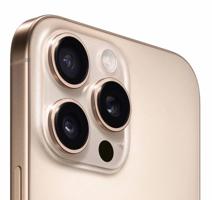 картинка Apple iPhone 16 Pro Max 256GB Desert Titanium (Комиссия, АКБ 95%) от магазина КомпьютерЦентр