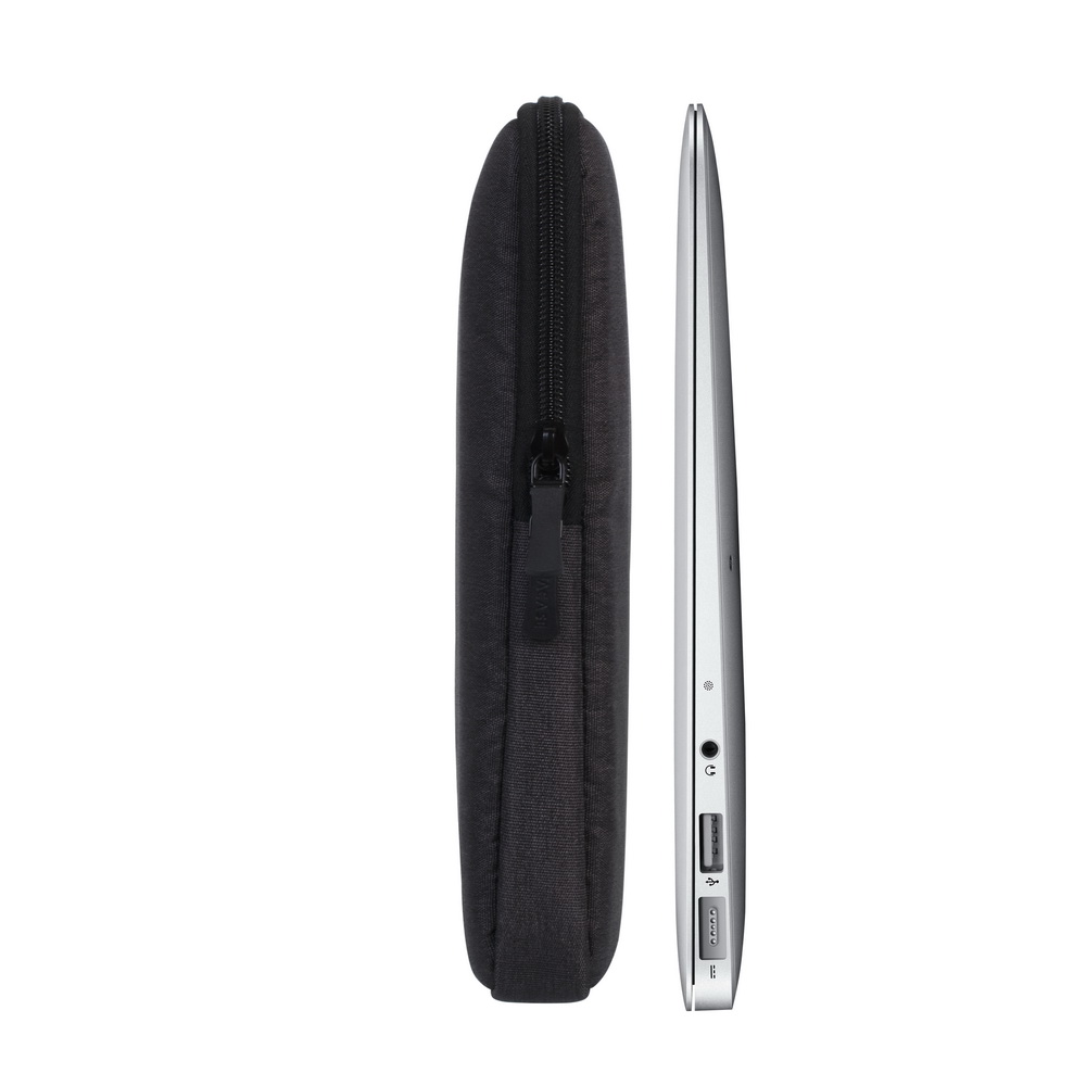 картинка Чехол для ноутбука 14'' Riva 7704 черный полиэстер от магазина КомпьютерЦентр