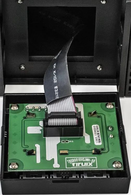 картинка ИБП ExeGate EP285647RUS On-Line PowerExpert ULS-2000.LCD.AVR.C13.USB.RS232.SNMP.2U 2000VA/ 2000W, Black от магазина КомпьютерЦентр