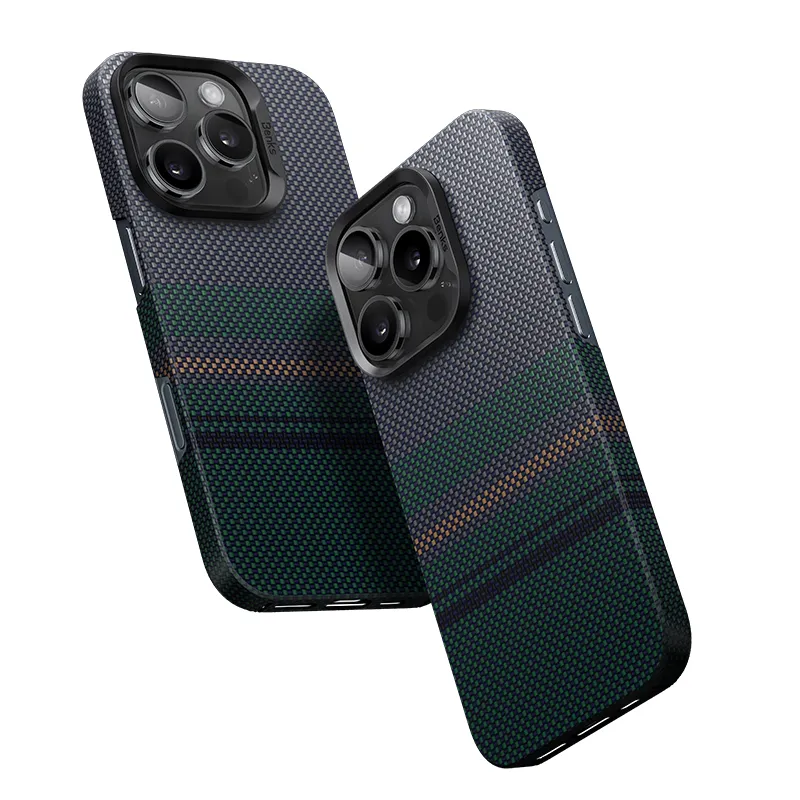 картинка Чехол Benks Aurora ArmorAir Case built with Kevlar для iPhone 16 Pro Max 6.9'' принт арктич. ноч. небо (C.K.FL.AP.SR.0066) от магазина КомпьютерЦентр