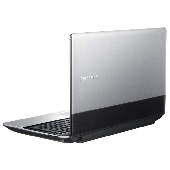 картинка Ноутбук Samsung 300E7Z-S02 Silver (NP300E7Z-S02RU) от магазина КомпьютерЦентр