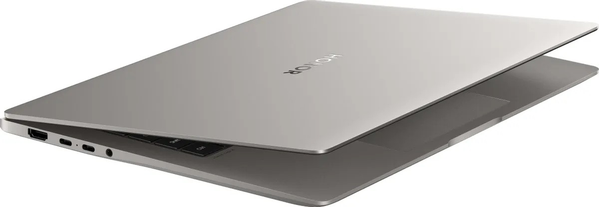 картинка Ноутбук Honor MagicBook Pro 14 FMB-P (5301AMUB) 14.6'' 4K, 2025, OLED/  Intel Core Ultra 5 225H (1.7)/  32Gb LPDDR5x/  1ТБ SSD/  Intel Arc 130T/  Win 11/ Grey от магазина КомпьютерЦентр