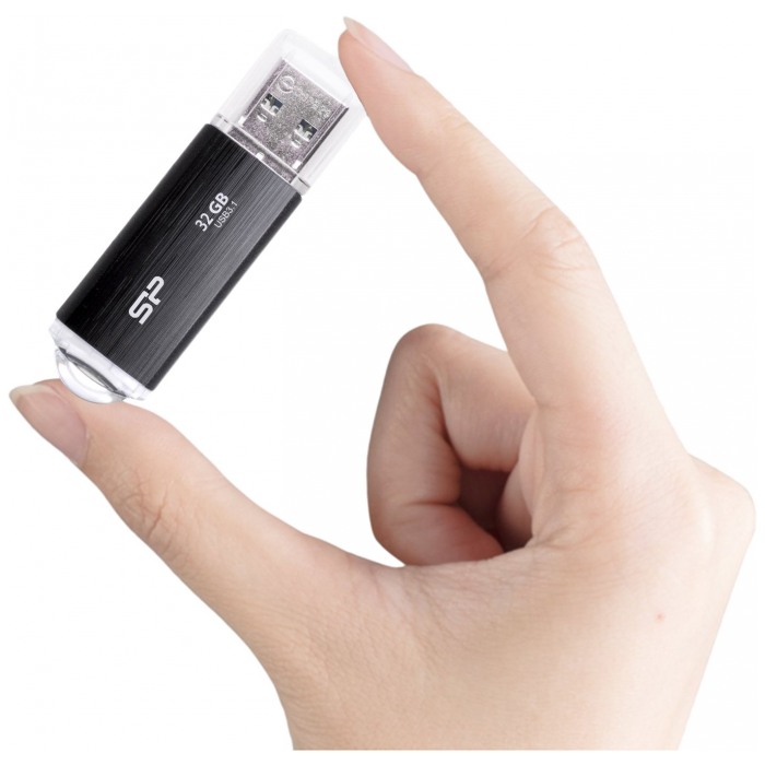 картинка Флешка USB SiliconPower 32Gb Blaze Black B02 Black USB3.1 (SP032GBUF3B02V1K) от магазина КомпьютерЦентр