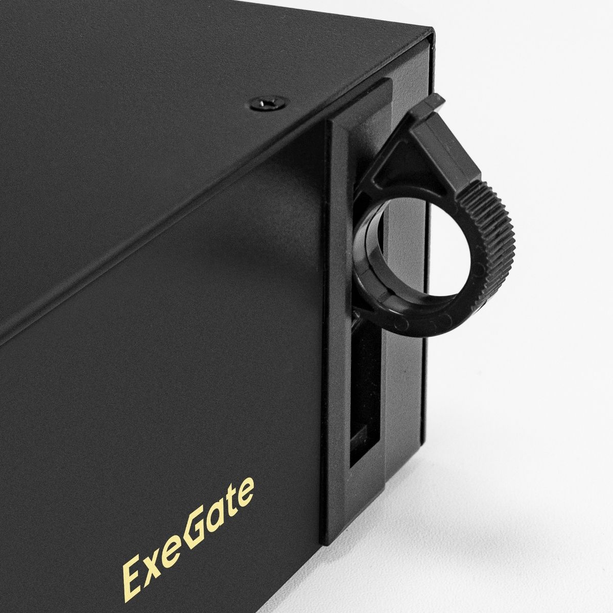 картинка ИБП ExeGate EX293849RUS ServerRM UNL-800.LCD.AVR.2SH.3C13.USB.2U 800VA/ 480W, Color LCD, AVR, 2*Schuko+3*C13, USB, 2U, установка в стойку, Black от магазина КомпьютерЦентр