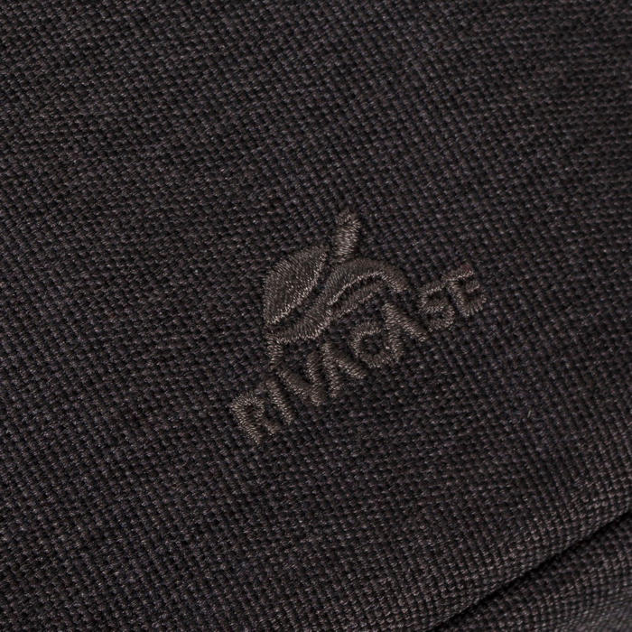 картинка Чехол для ноутбука Riva 7705 15.6'' Черный от магазина КомпьютерЦентр