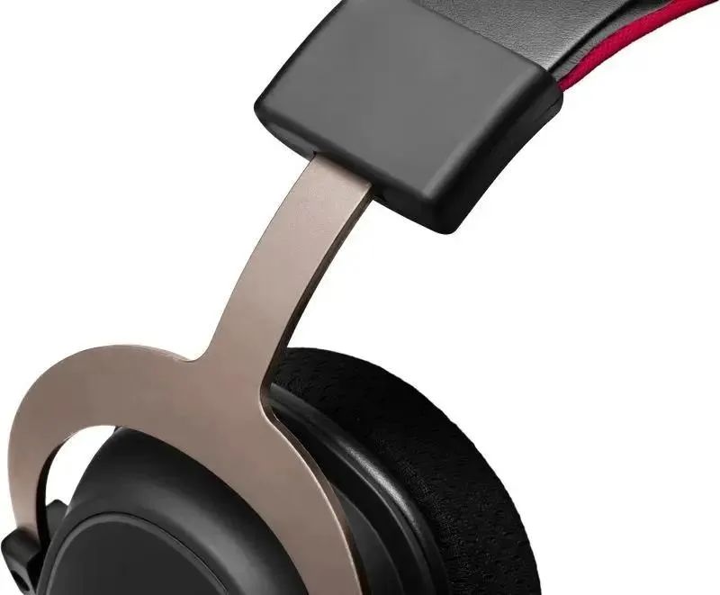 картинка Гарнитура Defender Zeus X RGB объемный звук 7.1 USB черный (70550) от магазина КомпьютерЦентр
