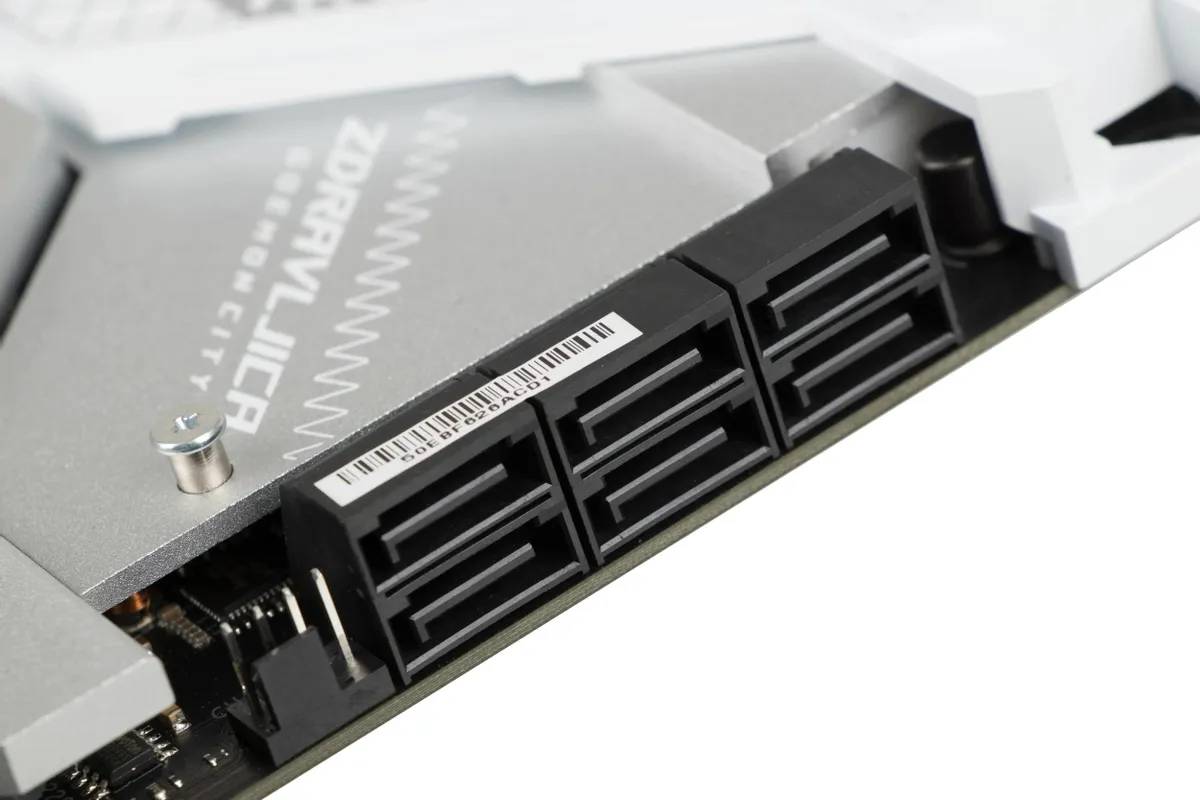 картинка Материнская плата Asus ROG STRIX Z690-A GAMING WIFI D4 LGA1700 Intel Z690 ATX 4xDDR4 RTL от магазина КомпьютерЦентр
