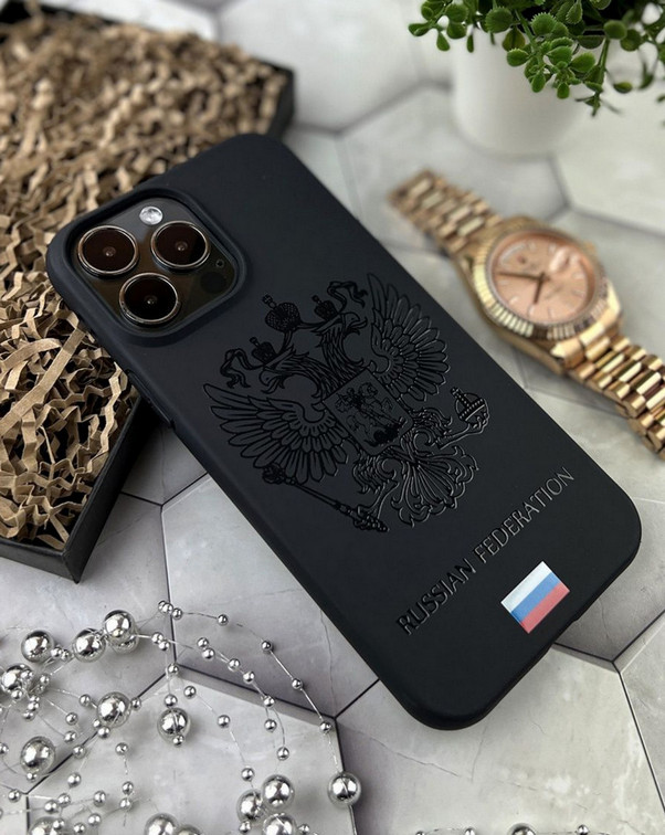 картинка MustHaveCase Чехол на iPhone 14 Pro Max с гербом и флагом РФ (черный) от магазина КомпьютерЦентр
