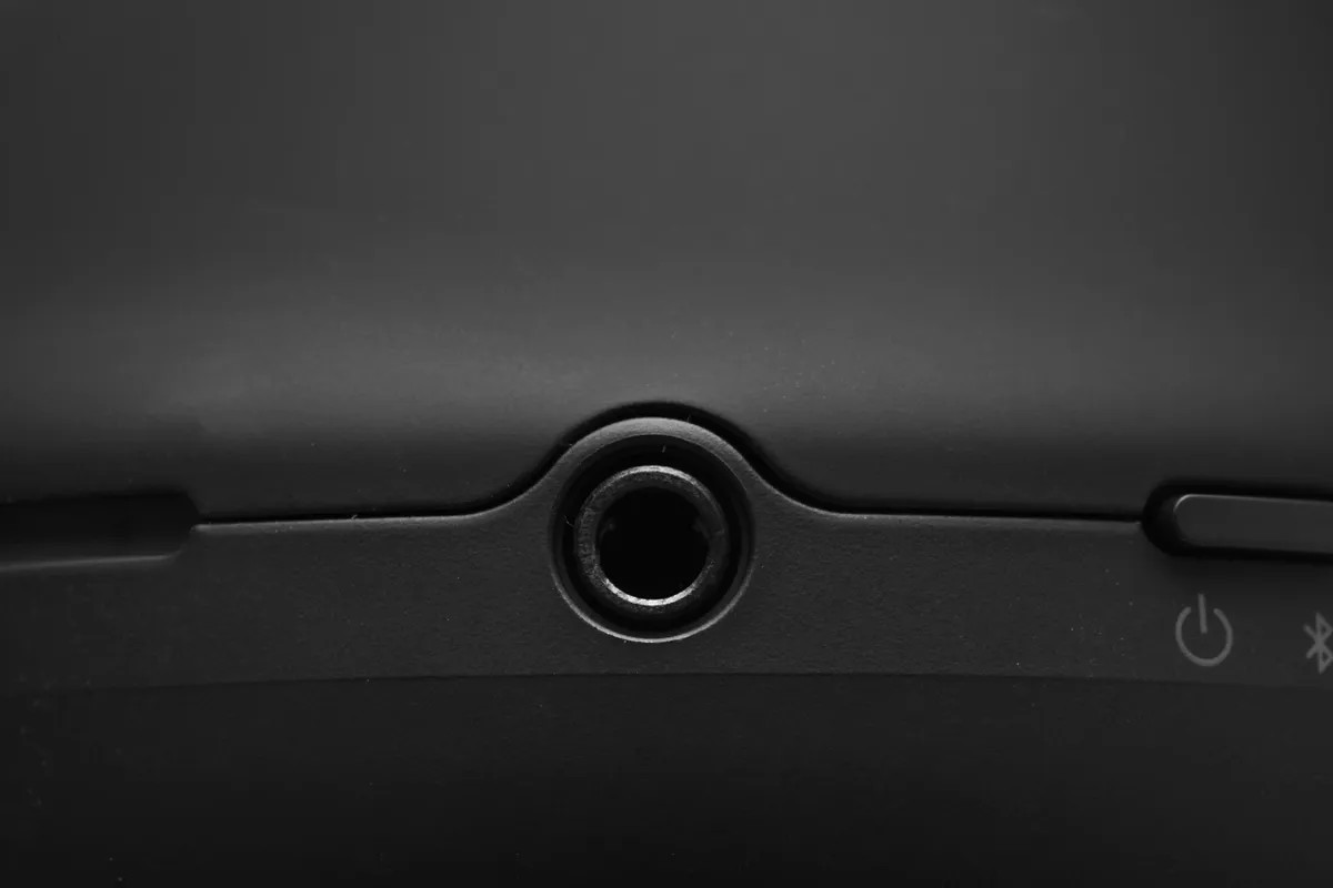 картинка Беспроводные/ проводные наушники Sony WH-1000XM5 Black от магазина КомпьютерЦентр