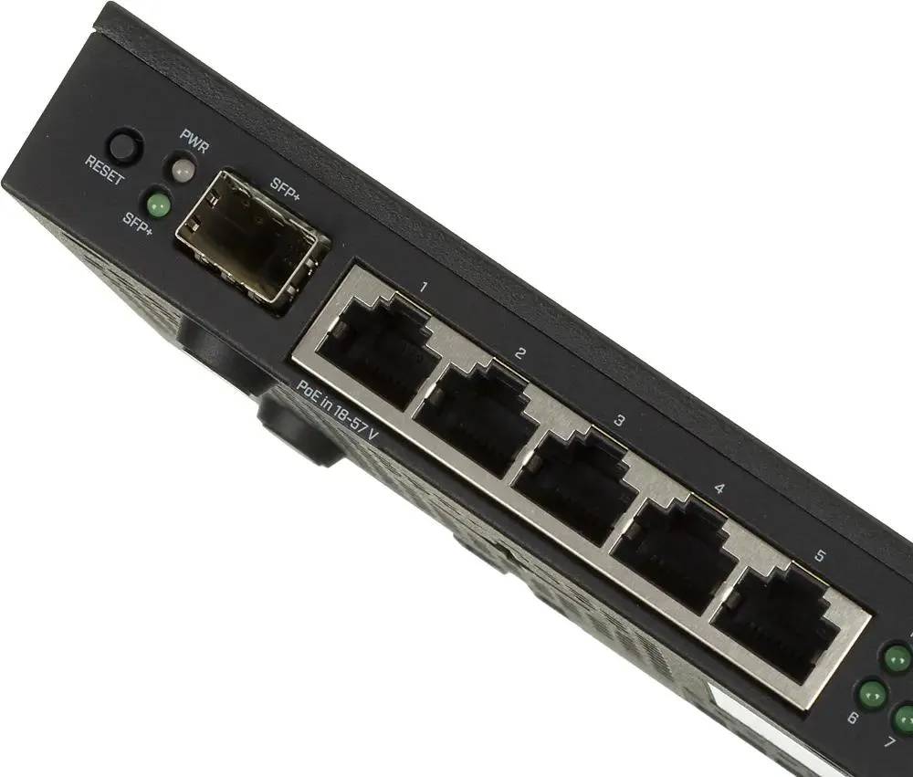 картинка Маршрутизатор Mikrotik RB4011IGS+RM 1000M 10PORT 1SFP+ от магазина КомпьютерЦентр