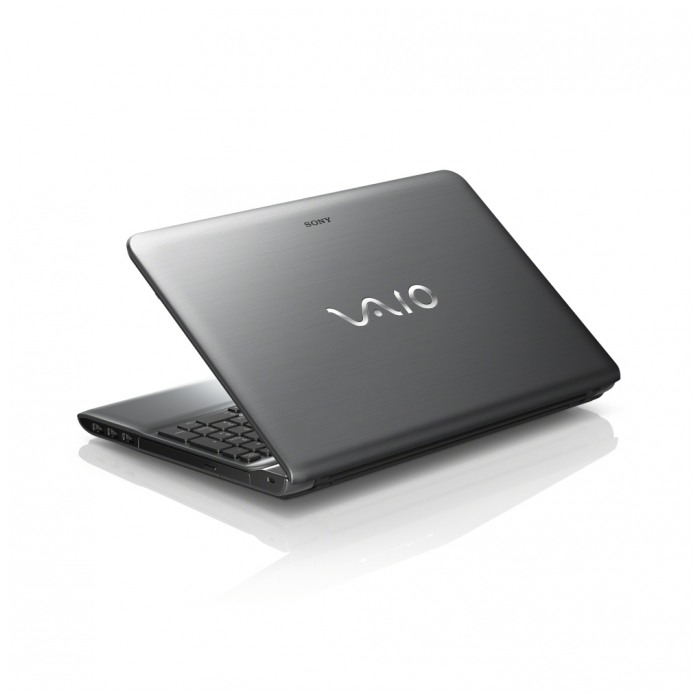 картинка Ноутбук Sony Vaio SV-E1511X1R/SI Silver (SV-E1511X1R/SI) от магазина КомпьютерЦентр