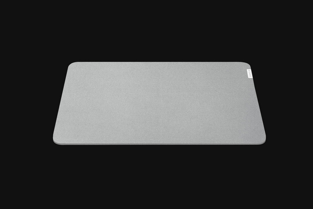 картинка Коврик для мышки Razer Pro Glide Soft Mouse Mat (RZ02-03331500-R3M1) от магазина КомпьютерЦентр