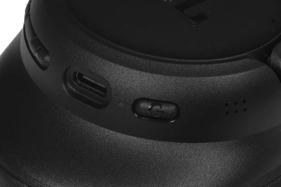 картинка Bluetooth гарнитура JBL Tune 730 BT Black (JBLT730BTBLK) от магазина КомпьютерЦентр