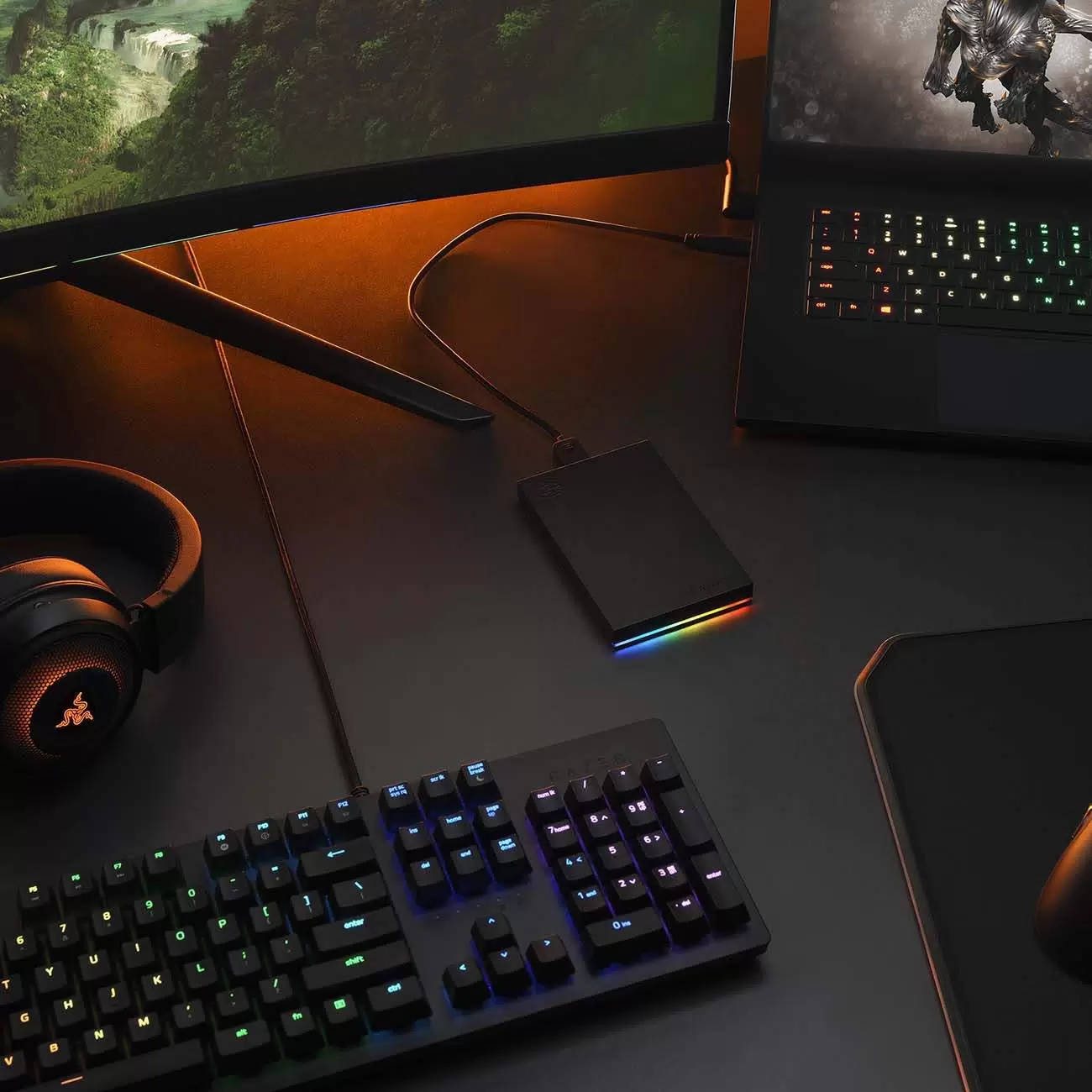 картинка HDD внешний 1Tb Seagate 2.5'' Firecuda Game drive (STKL1000400) от магазина КомпьютерЦентр