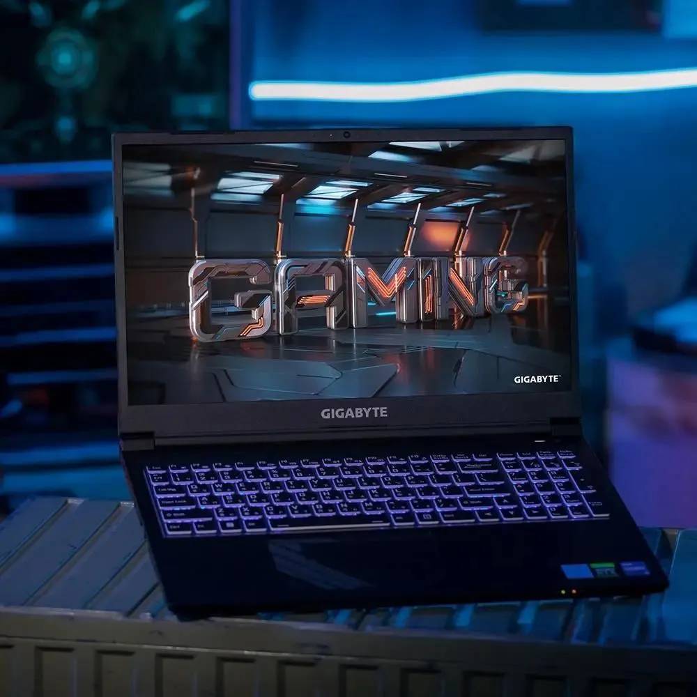 картинка Ноутбук Gigabyte G5 MF5-52KZ353SD, 15.6'', IPS, 16Gb DDR5, 512Gb SSD, GeForce RTX 4050 6 Gb, черный от магазина КомпьютерЦентр