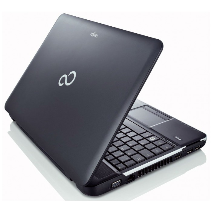 картинка Ноутбук Fujitsu LifeBook AH512 (AH512MPAN5RU) от магазина КомпьютерЦентр