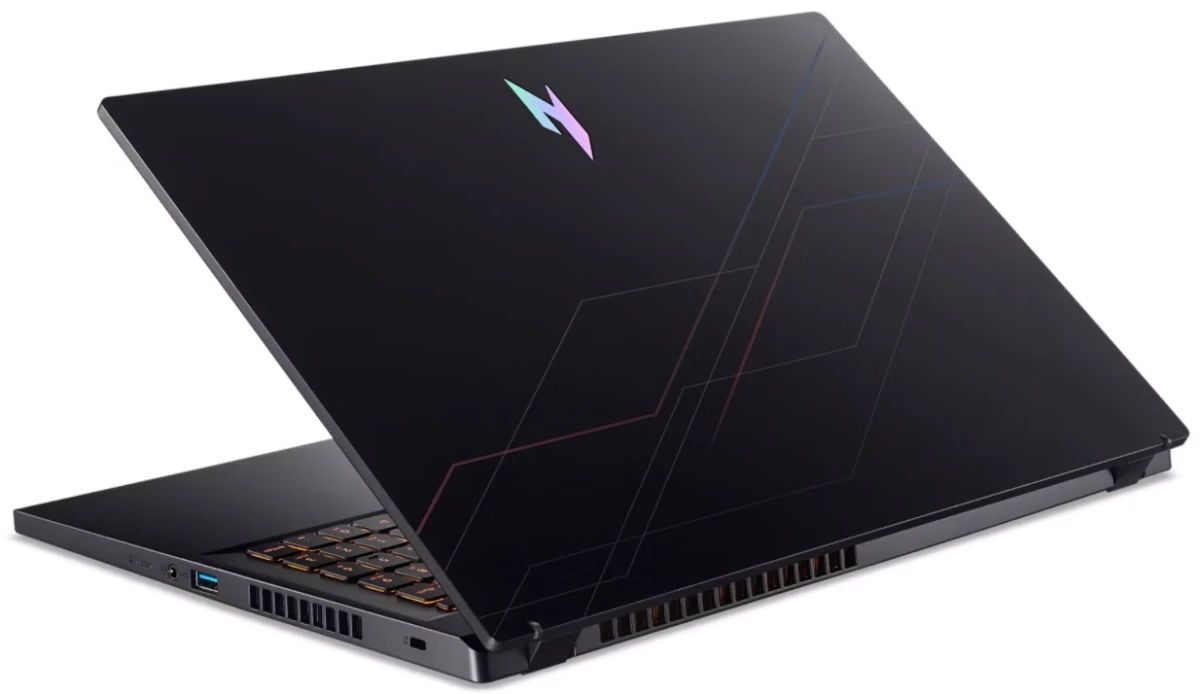 картинка Ноутбук Acer Nitro V15 ANV15-52-5546 15,6'' IPS (1920x1080) 165Hz/  Intel Core 5 210H (8/ 12)/  16Gb/  512Gb SSD/  GeForce RTX 5050 8Gb GDDR7/  76Wh/  NoOS (NH.QZ7CD.00B) от магазина КомпьютерЦентр