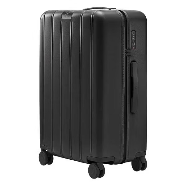 картинка Чемодан Xiaomi Ninetygo Danube Luggage 28 Black от магазина КомпьютерЦентр