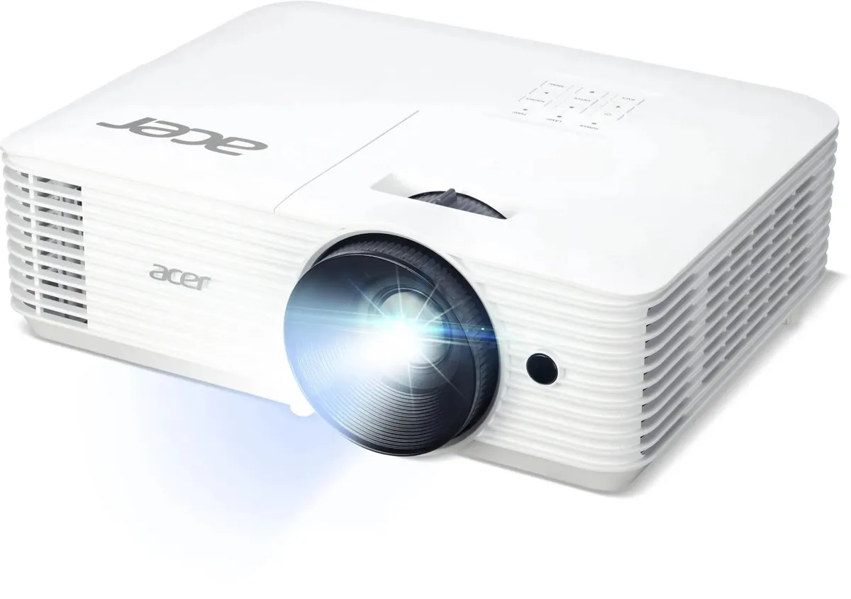 картинка Проектор Acer H5386BDi (MR.JSE11.001) от магазина КомпьютерЦентр