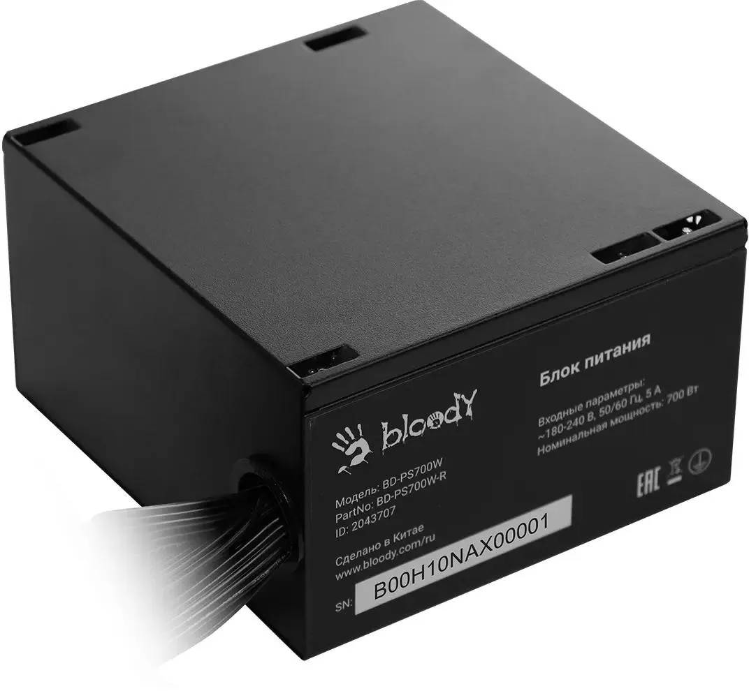 картинка Блок питания Bloody ATX 700W BD-PS700W 80 PLUS WHITE от магазина КомпьютерЦентр