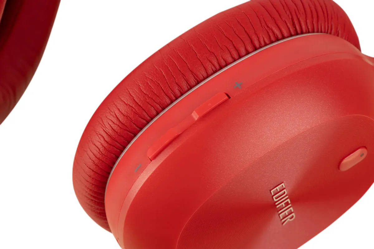 картинка Bluetooth гарнитура Edifier W800BT Plus Red от магазина КомпьютерЦентр