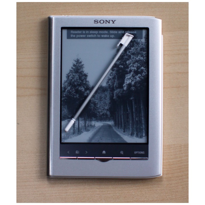 картинка Электронная книга Sony PRS-350 Silver (PRS-350/SC) от магазина КомпьютерЦентр