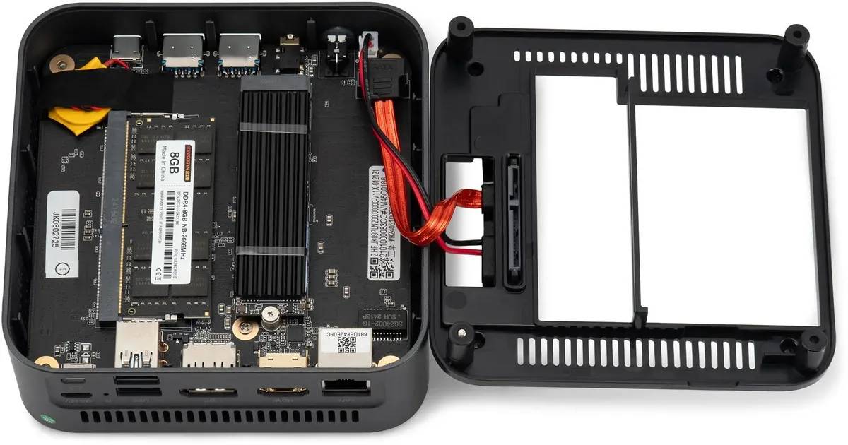 картинка Неттоп IRU (2012483) 110ALCN Intel N100 (3,4 ГГц)/  8ГБ DDR4/  256ГБ SSD/  WiFi ac / BT 4.2 / NoOS от магазина КомпьютерЦентр