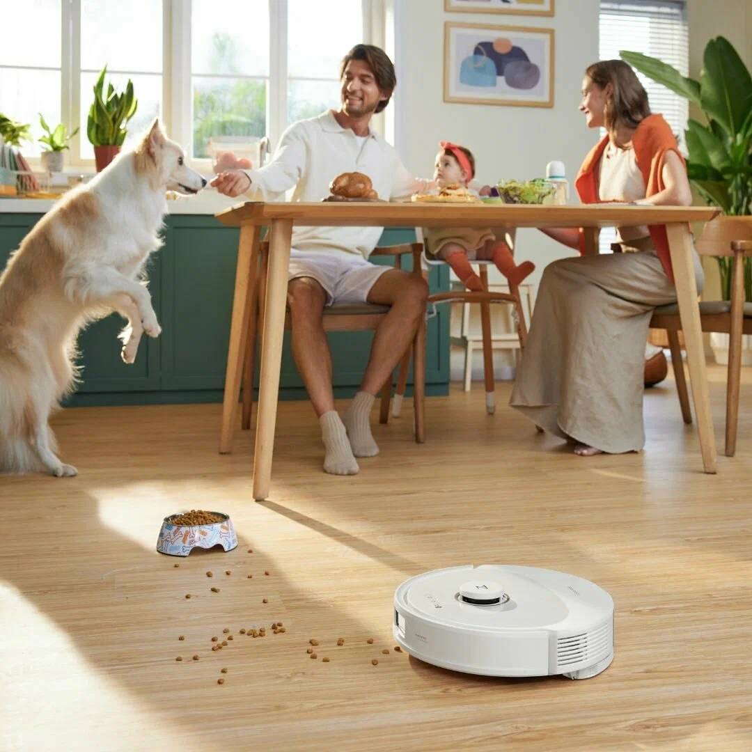 картинка Робот-пылесос Xiaomi Roborock Q8 Max White (Q80ULL) от магазина КомпьютерЦентр