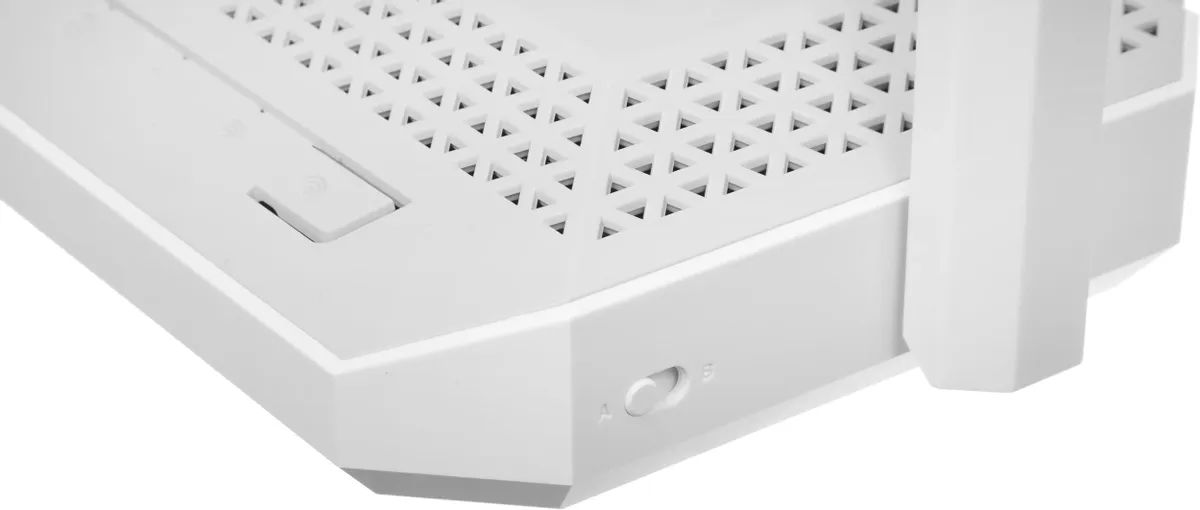 картинка Маршрутизатор Netcraze Sprinter (NC-3711) AX3000 Wi-Fi 10/ 100/ 1000BASE-TX White от магазина КомпьютерЦентр