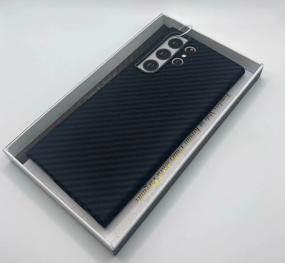 картинка Чехол-накладка KEEPHONE MagSnap KEVILAR на Samsung Galaxy S22 Ultra, черный от магазина КомпьютерЦентр