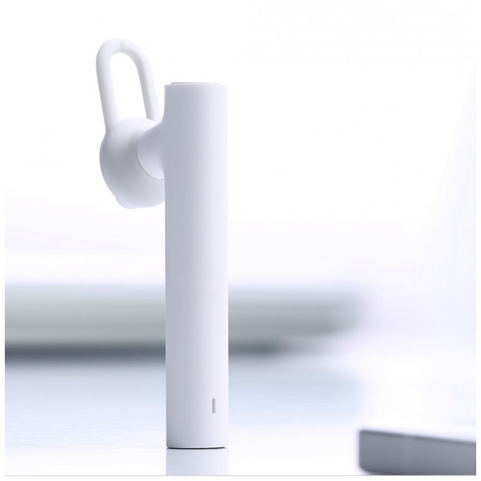 картинка Bluetooth-гарнитура Xiaomi Mi Bluetooth headset White от магазина КомпьютерЦентр