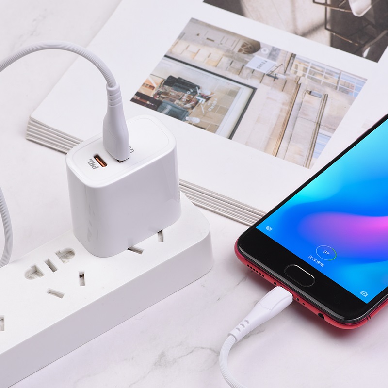 картинка Data Cable Borofone BX37 Wieldy Micro USB 1m White от магазина КомпьютерЦентр