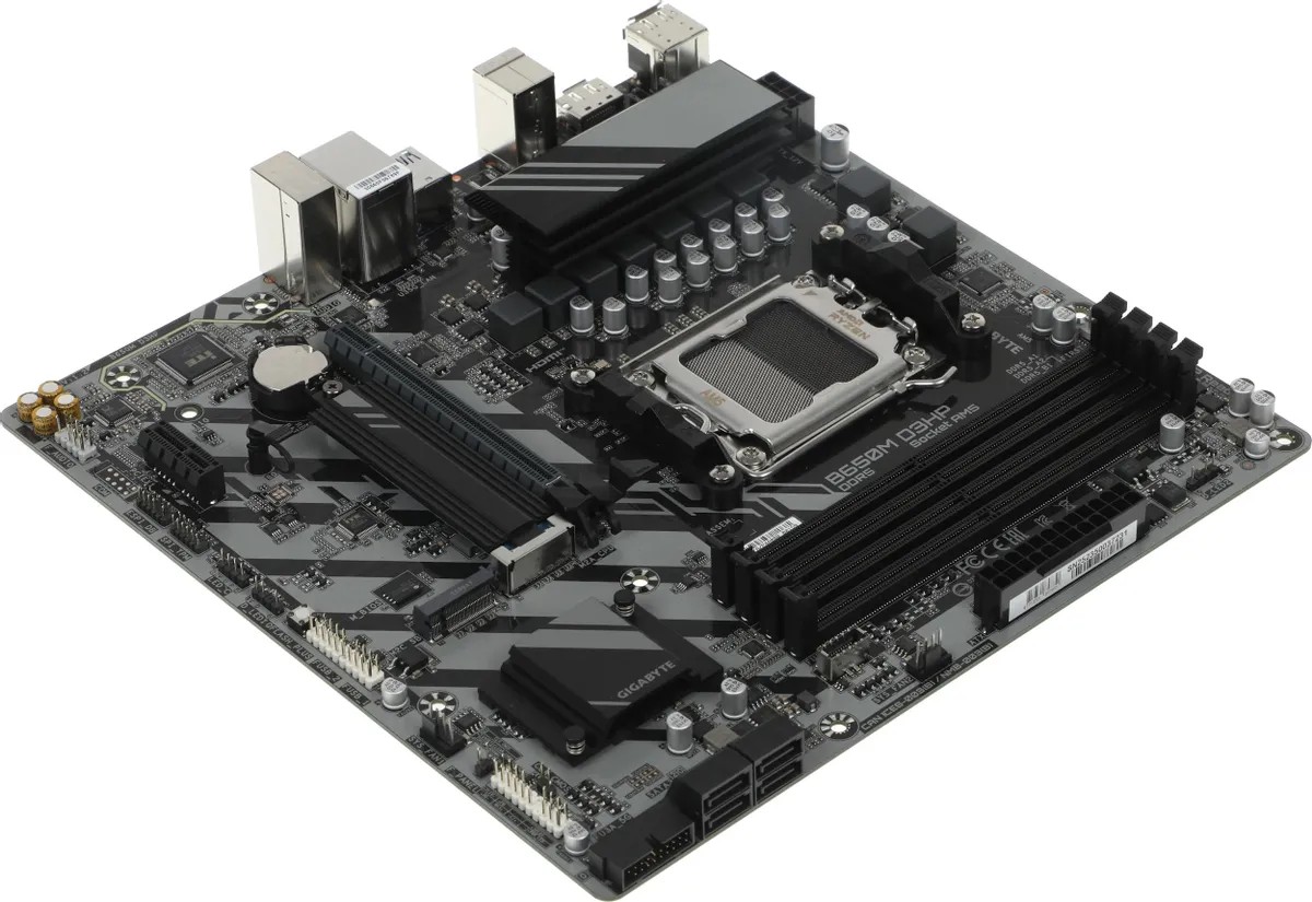 картинка Материнская плата Gigabyte B650M D3HP; 4xDDR5; AM5; AMD B650; 2xM.2; 2.5Gb LAN; 1xHDMI+2xDP, micro-ATX от магазина КомпьютерЦентр
