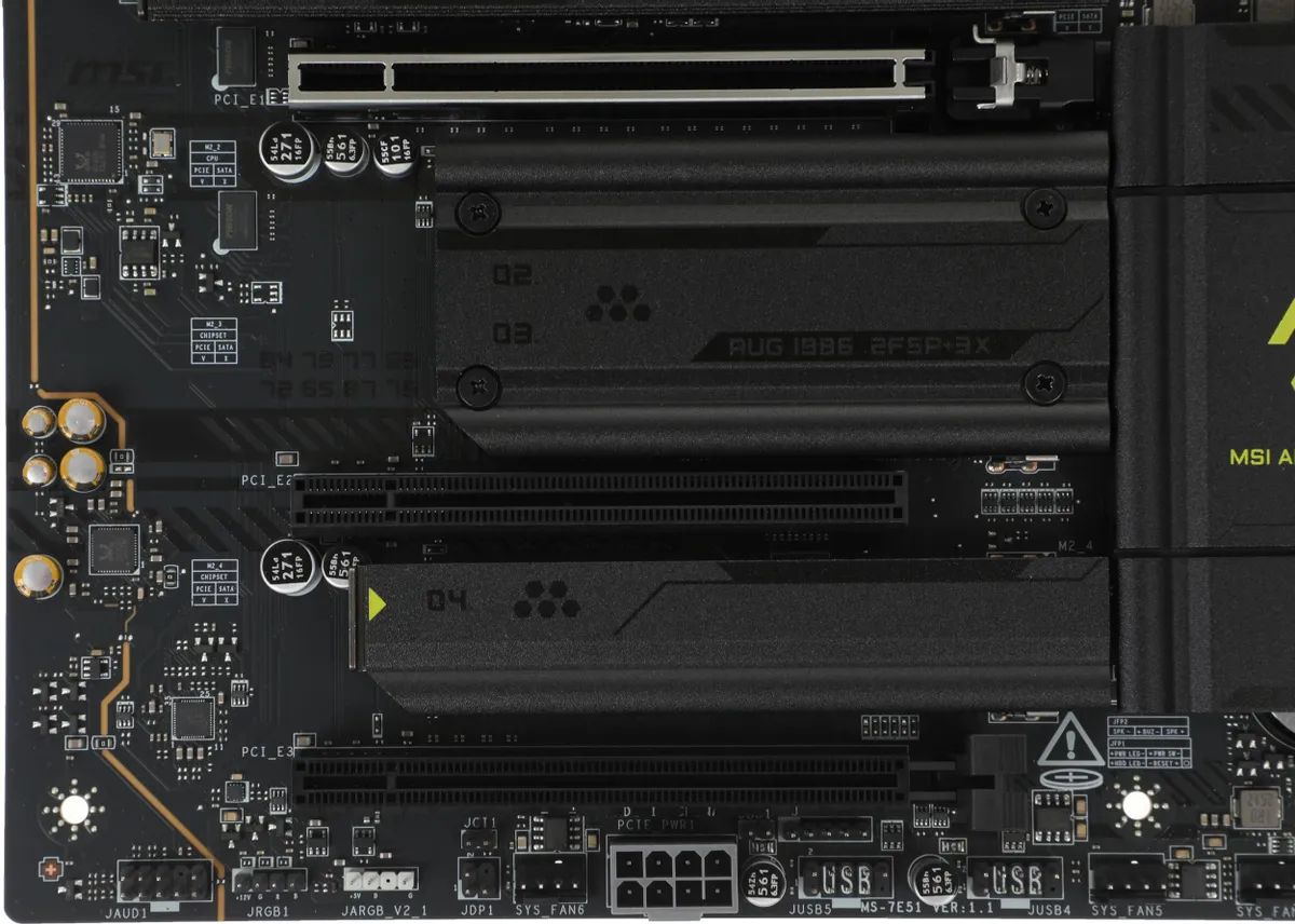 картинка Материнская плата MSI MAG X870 TOMAHAWK WIFI, AM5, AMD X870, 4xDDR5, ATX от магазина КомпьютерЦентр