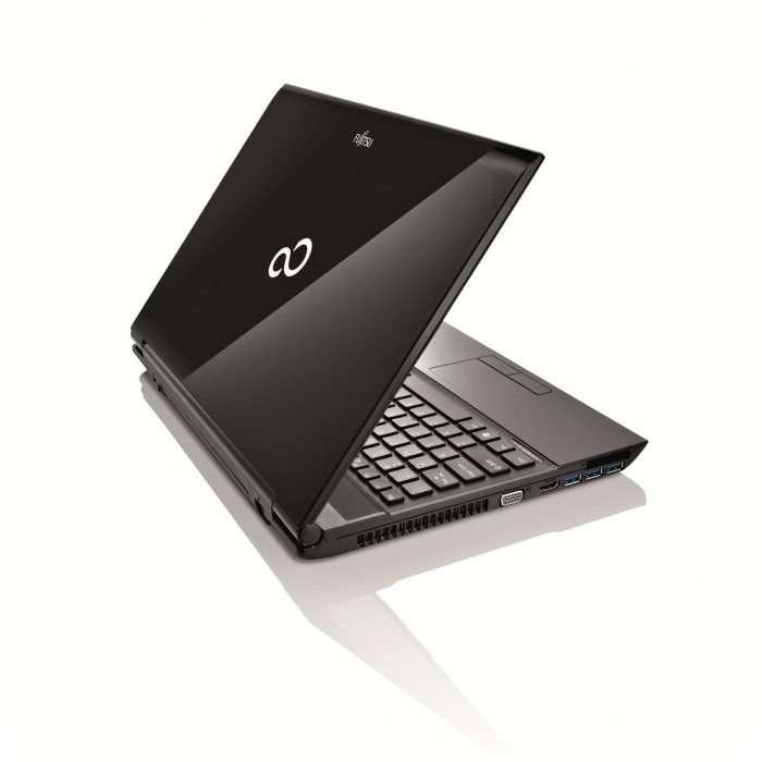картинка Ноутбук Fujitsu LifeBook AH532MPBS5RU Black (AH532MPBS5RU) от магазина КомпьютерЦентр