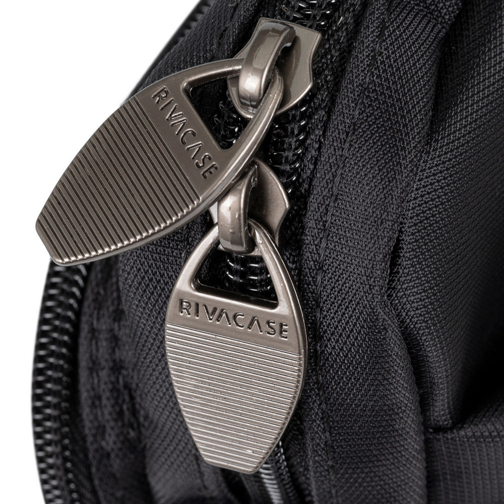 картинка Сумка для ноутбука Riva 8530 16'' Black от магазина КомпьютерЦентр