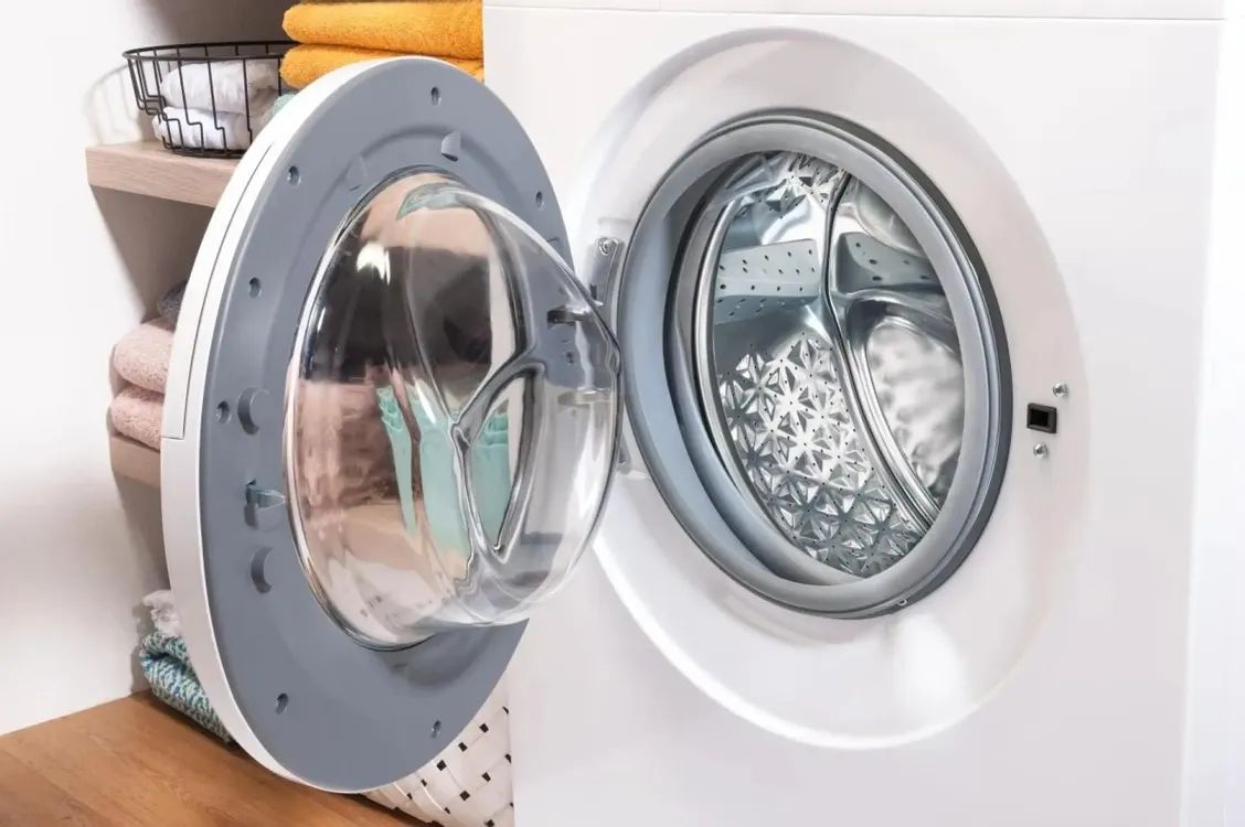картинка Стиральная машина Gorenje W1NHPI60SCSIRV, белый от магазина КомпьютерЦентр
