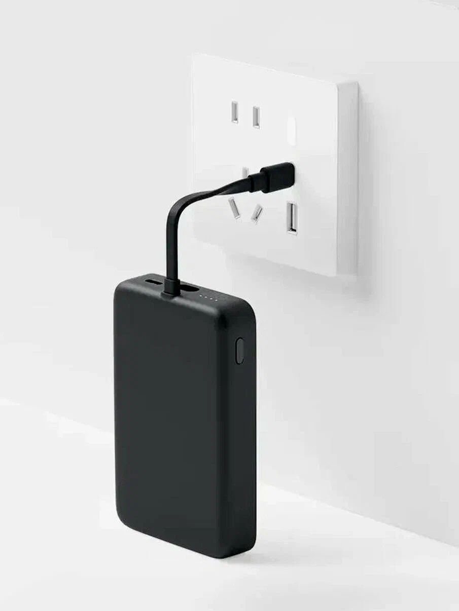 картинка Внешний аккумулятор Xiaomi Magnetic Power Bank With Cable USB-C 10000mAh 33W WPB1007MI Black CN от магазина КомпьютерЦентр