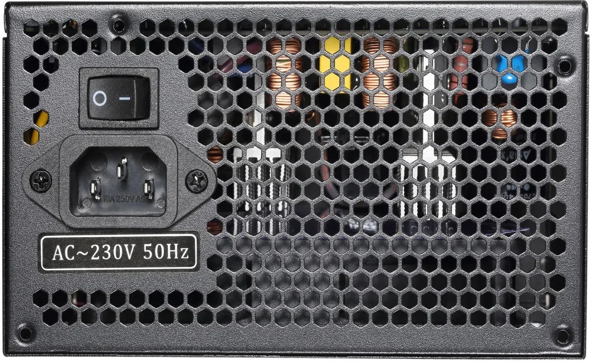 картинка Блок питания Formula ATX 700W FX-700 от магазина КомпьютерЦентр