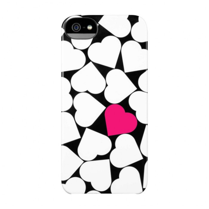 картинка Чехол InCase Snap Case Hearts White for iPhone 5/ 5S (CL69181) от магазина КомпьютерЦентр