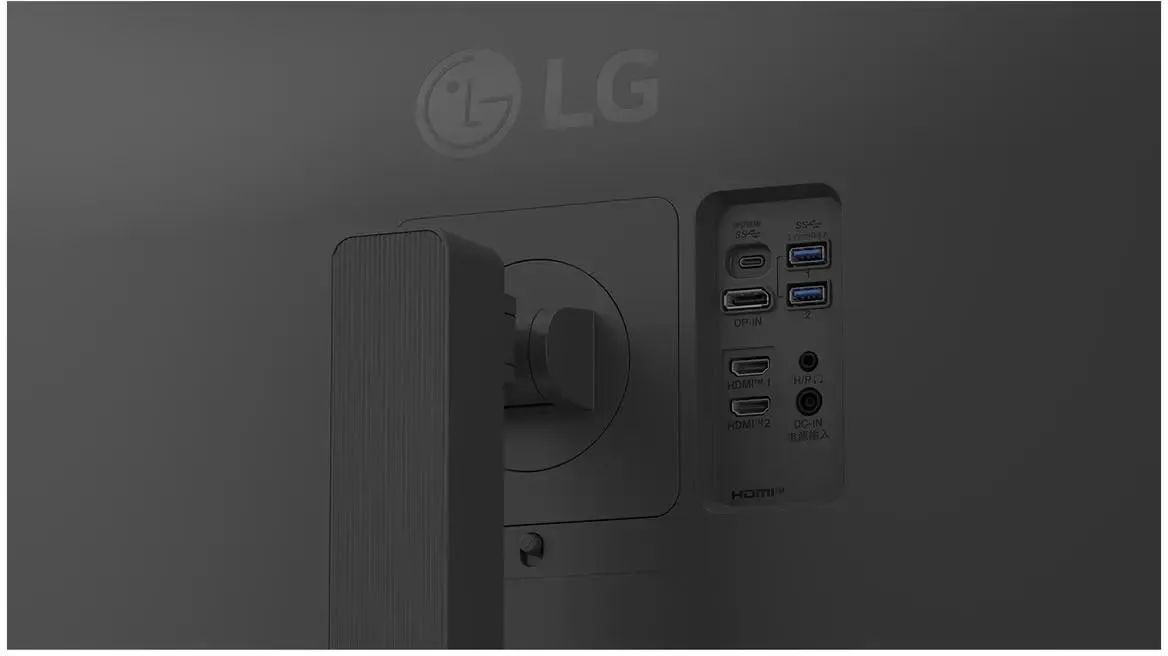 картинка Монитор 27'' LG UltraFine 27U730A-B IPS 3840x2160, 60 Гц, 5 мс, 16:9, 300 кд/ м2, 2xHDMI, 1xDP, USB HUB, 2x5Вт, HDR10, Black от магазина КомпьютерЦентр