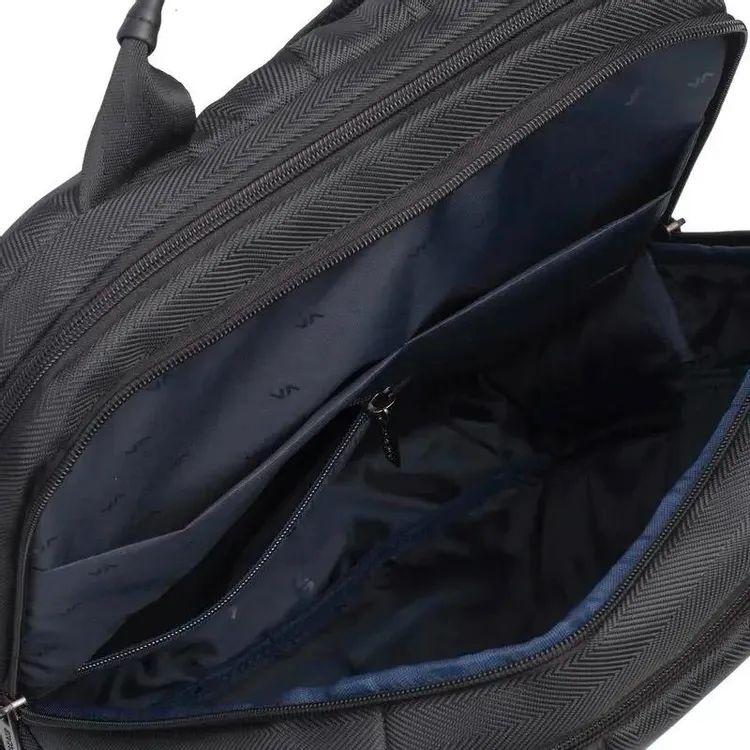 картинка Рюкзак для ноутбука Riva 8165 15.6'' Черный (8165 Black) от магазина КомпьютерЦентр